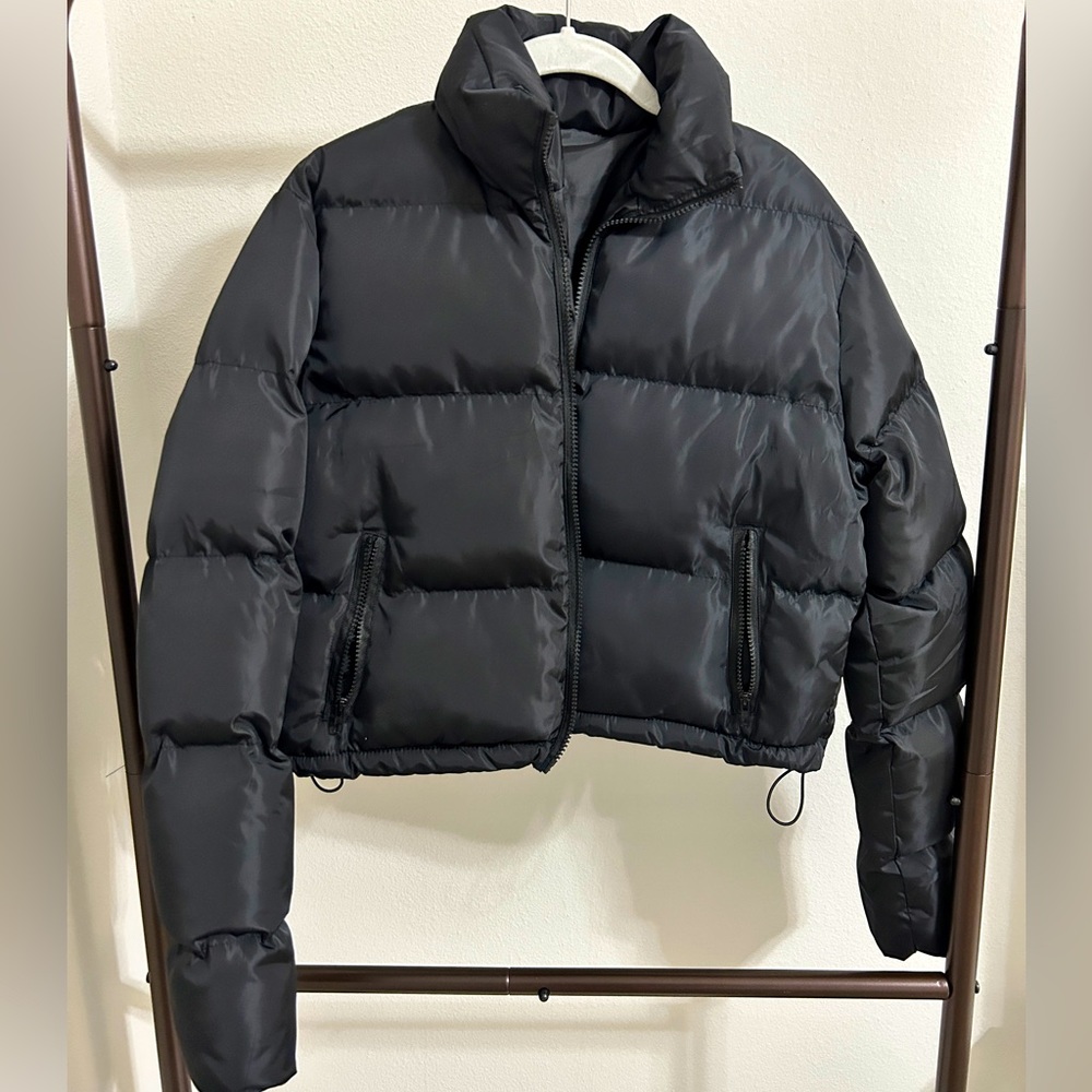 Cropped puffer jacket